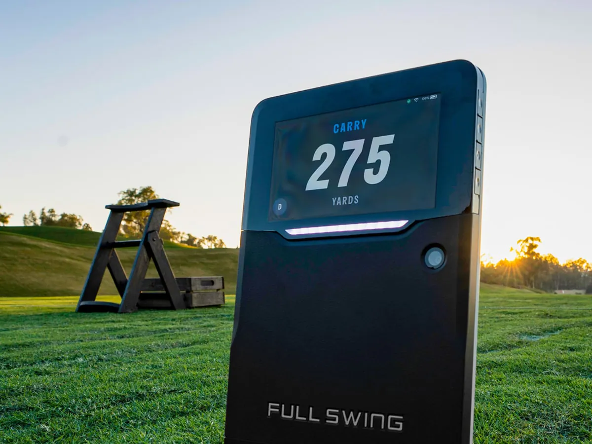 Full Swing KIT launch monitor showing carry distance