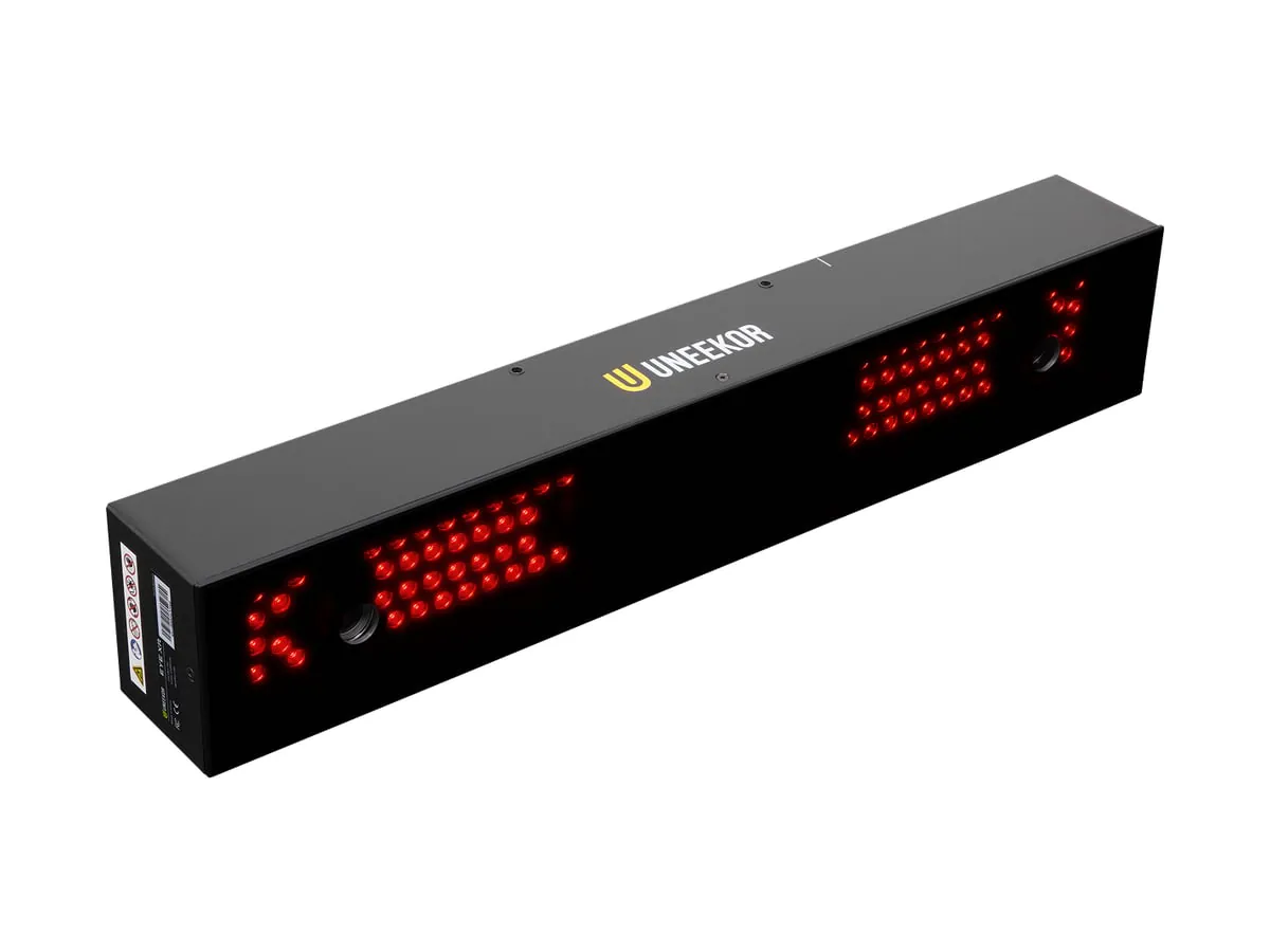 Uneekor EYE XR overhead launch monitor